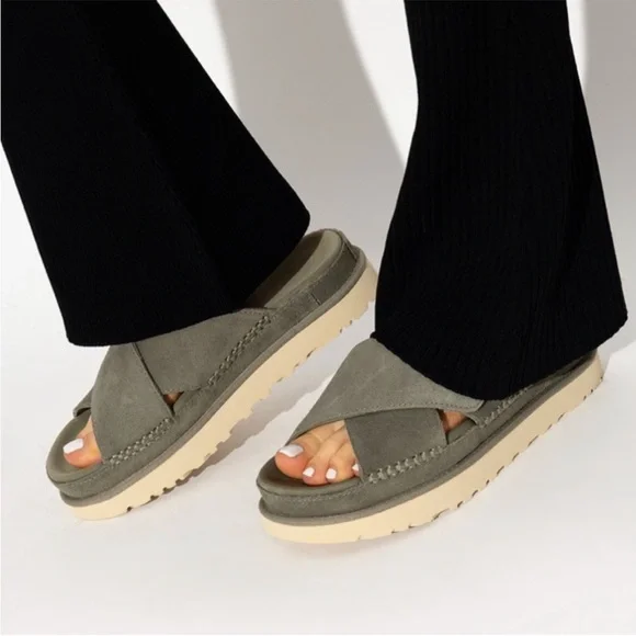 UGG Goldenstar Cross Slide Suede Minimalist Platform Sandal Green Size 7.5 - Picture 1 of 10